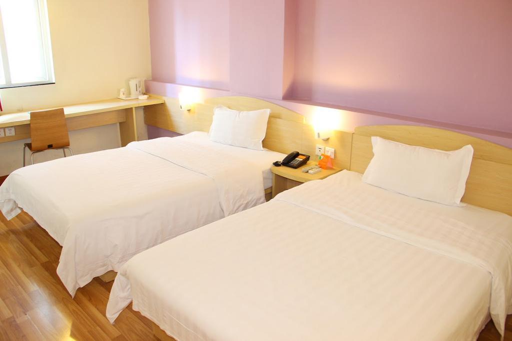 7Days Inn Jingmen Huyaguan Екстериор снимка