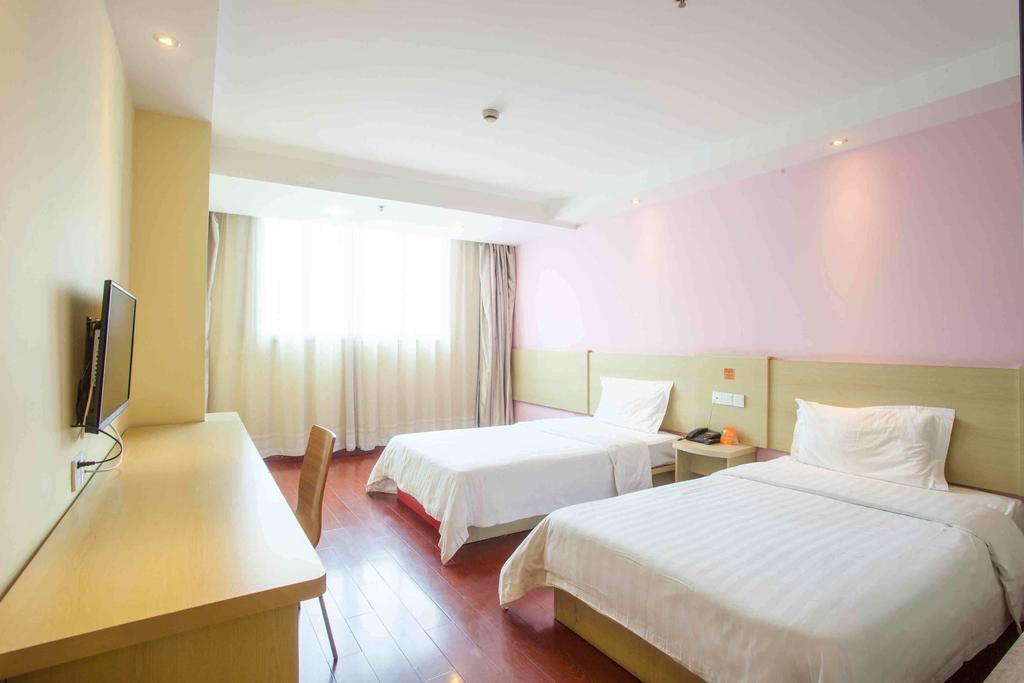 7Days Inn Jingmen Huyaguan Стая снимка