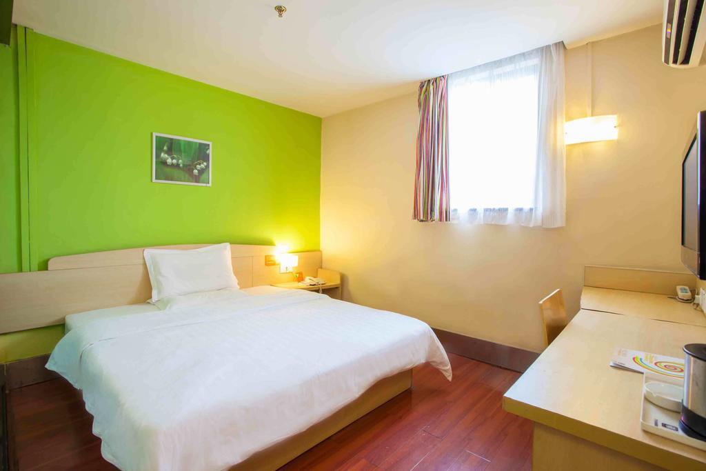 7Days Inn Jingmen Huyaguan Стая снимка